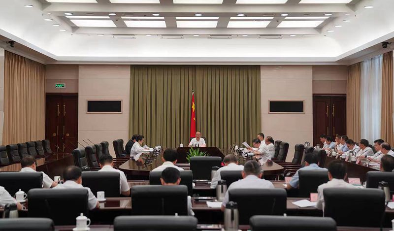 省政府黨組理論學(xué)習(xí)中心組召開專題學(xué)習(xí)會(huì) 深入學(xué)習(xí)貫徹習(xí)近平總書記來川視察重要指示精神「相關(guān)圖片」